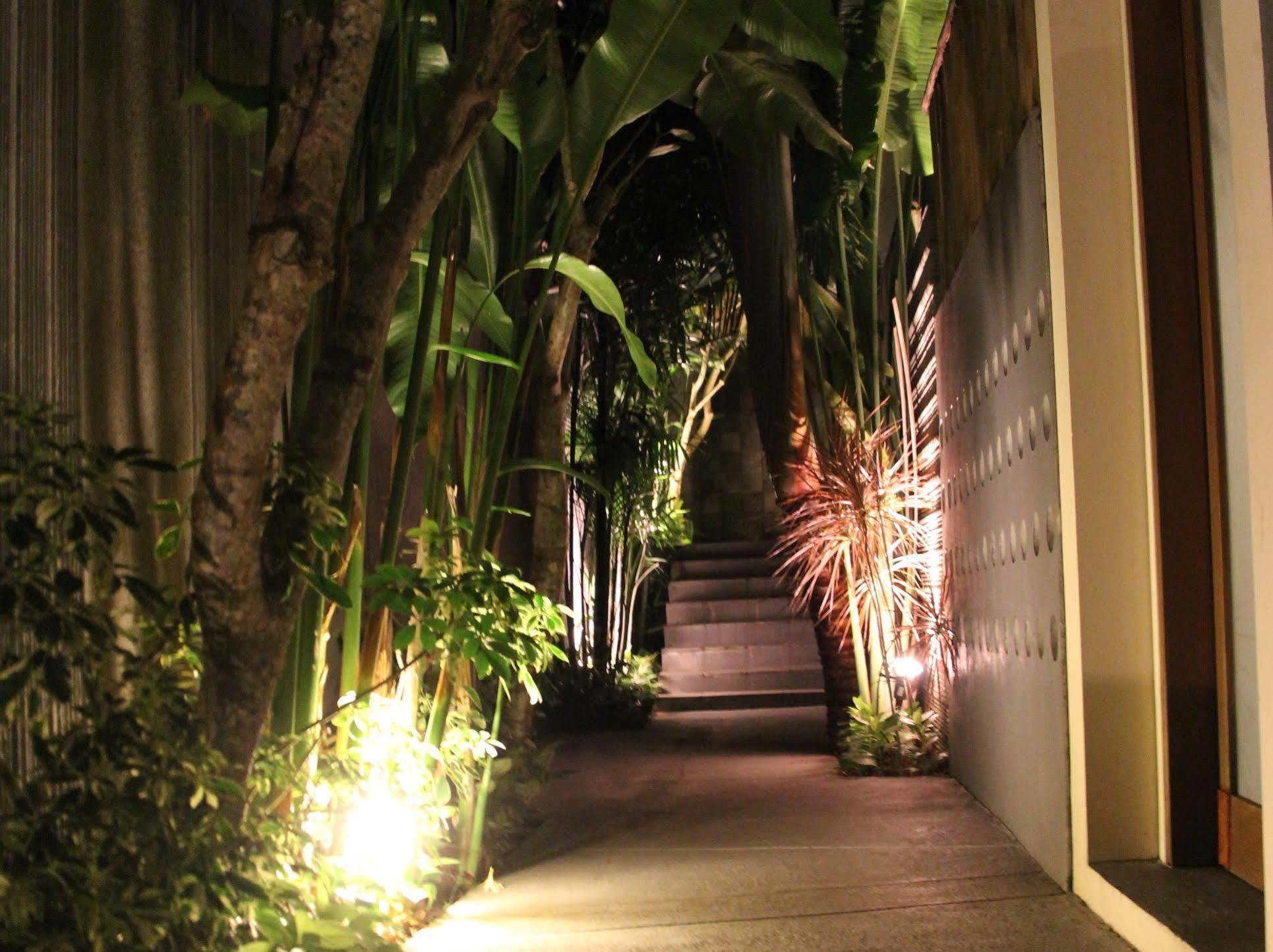 Villa Travis Seminyak Eksteriør billede