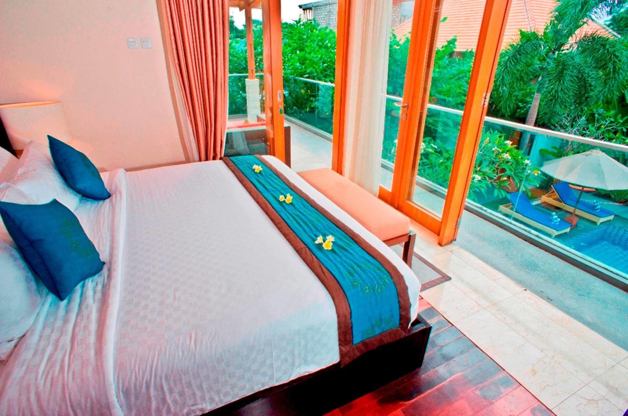 Villa Travis Seminyak Eksteriør billede